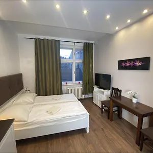 P&j Sw. Krzyza Апартаменты